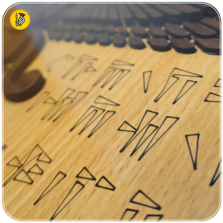 تابلو دکوراتیو چوبی فروهر برجسته