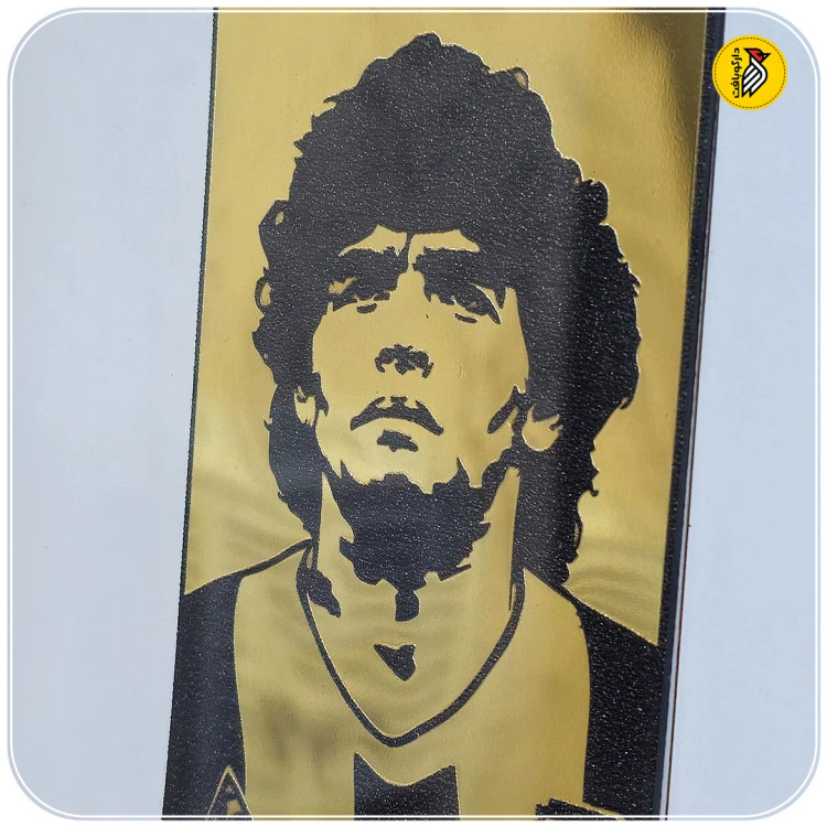 تابلو دکوراتیو طلایی مارادونا