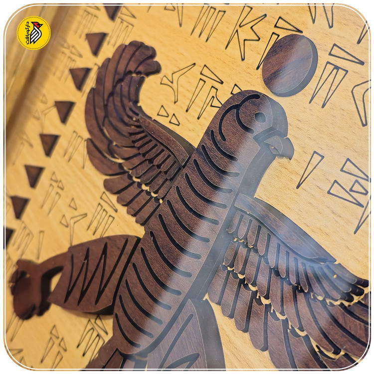 تابلو درفش شهباز برجسته چوبی