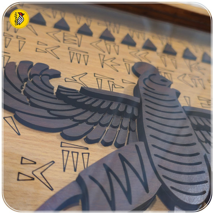 تابلو درفش شهباز برجسته چوبی